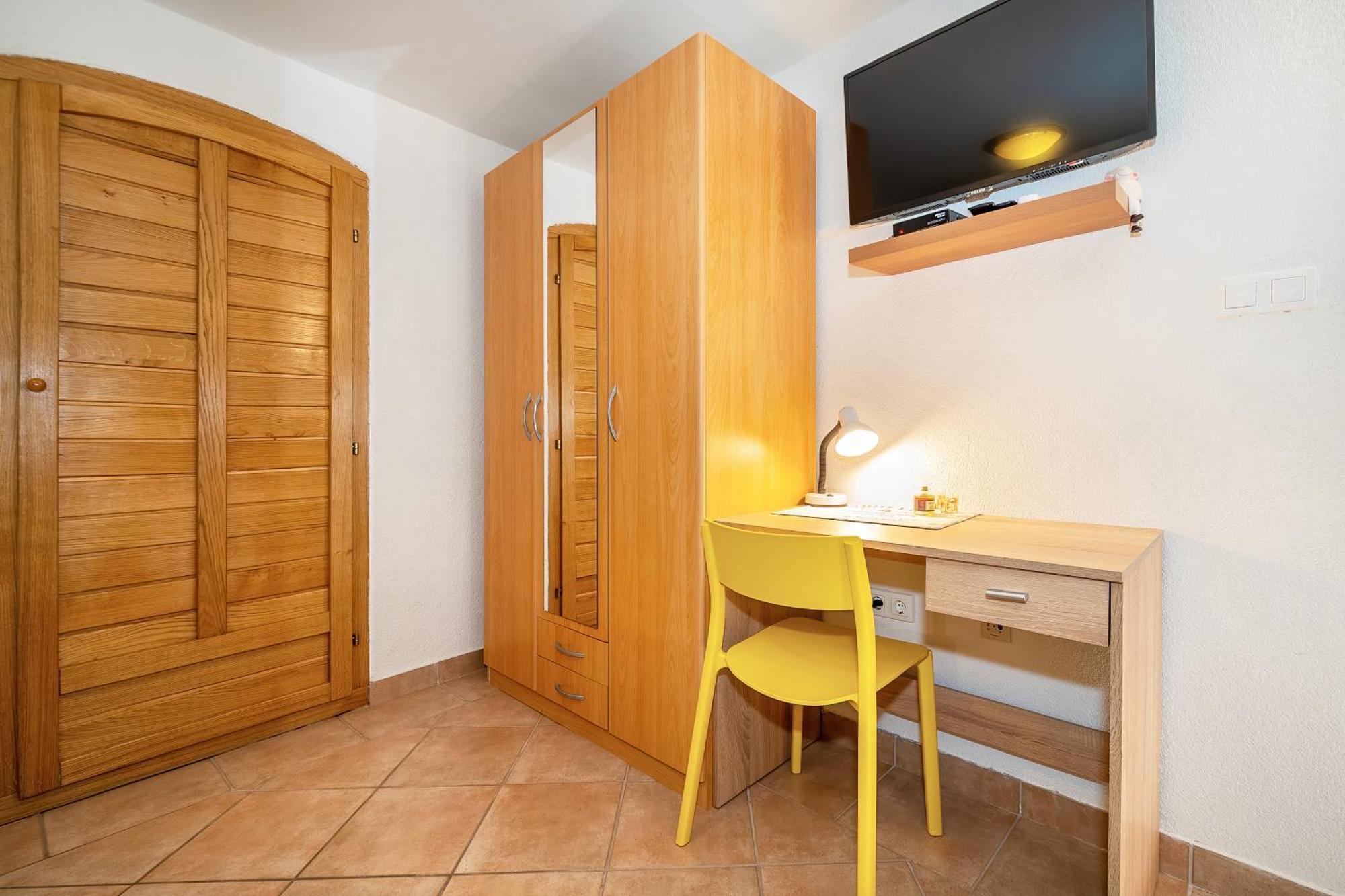 Studio Apartment Tea Baška Eksteriør bilde
