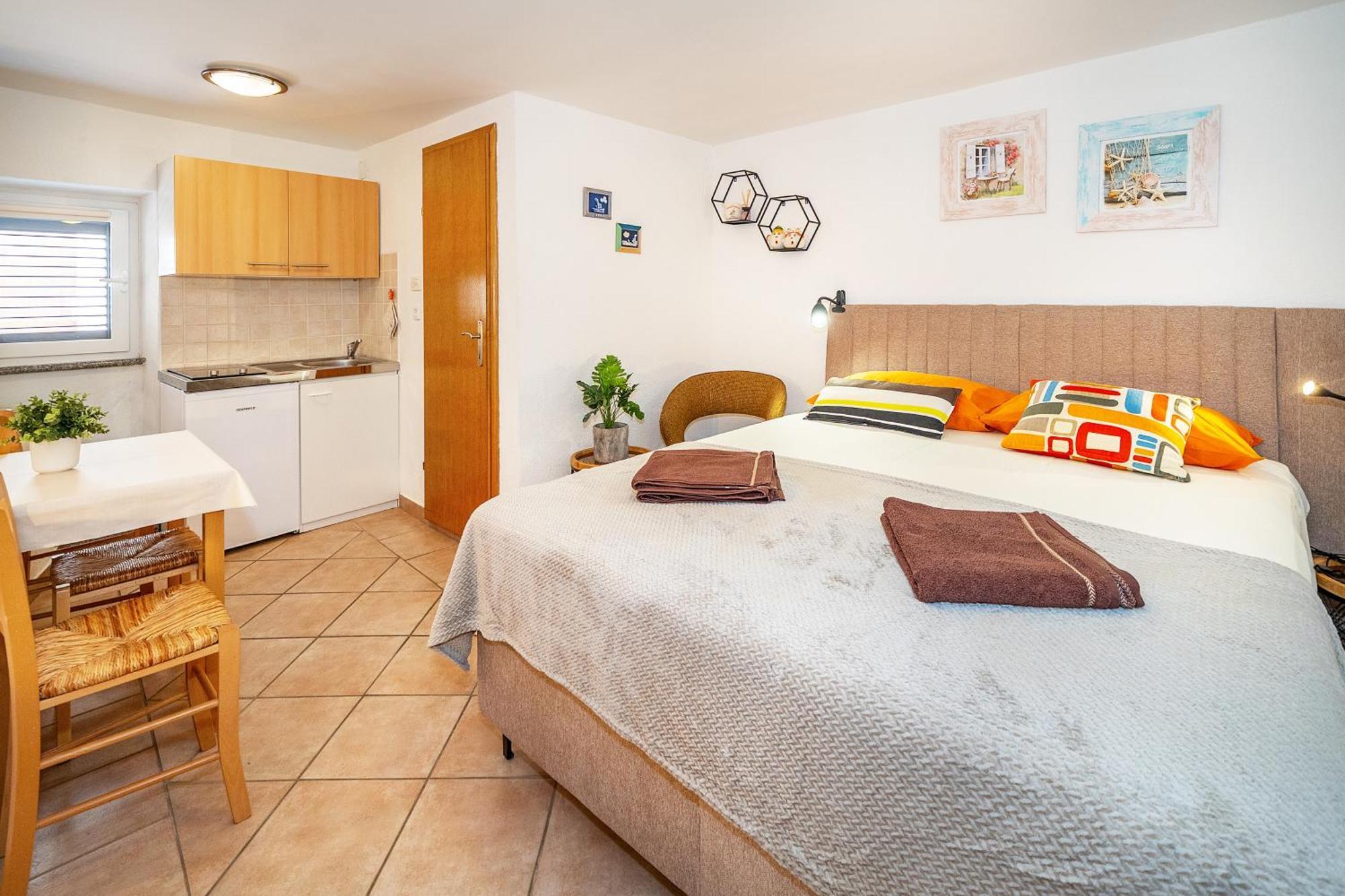 Studio Apartment Tea Baška Eksteriør bilde