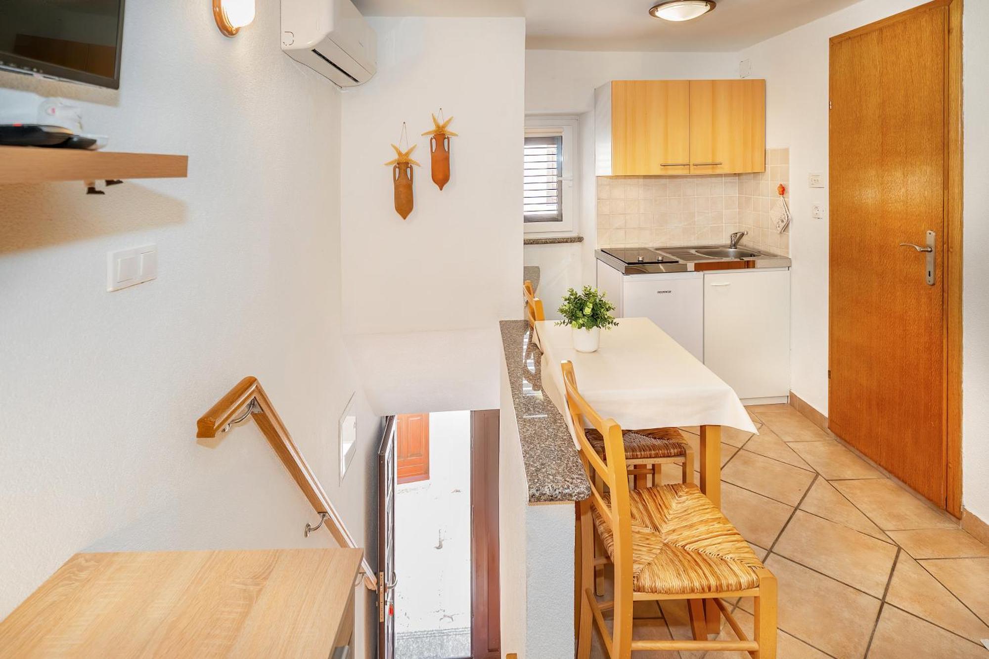 Studio Apartment Tea Baška Eksteriør bilde
